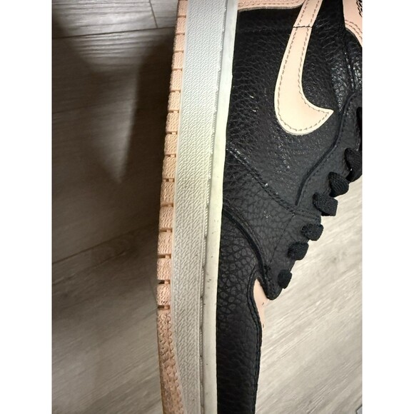Air Jordan 1 Retro High OG “Crimson Tint” (April 2019) Men Size 8.5 NoBox - Picture 3 of 7